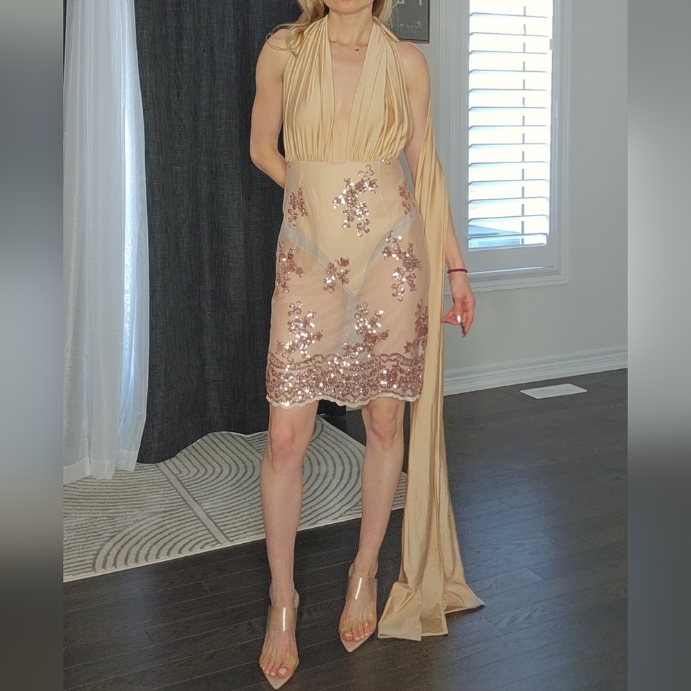 Elegant Beige Floral Midi Dress